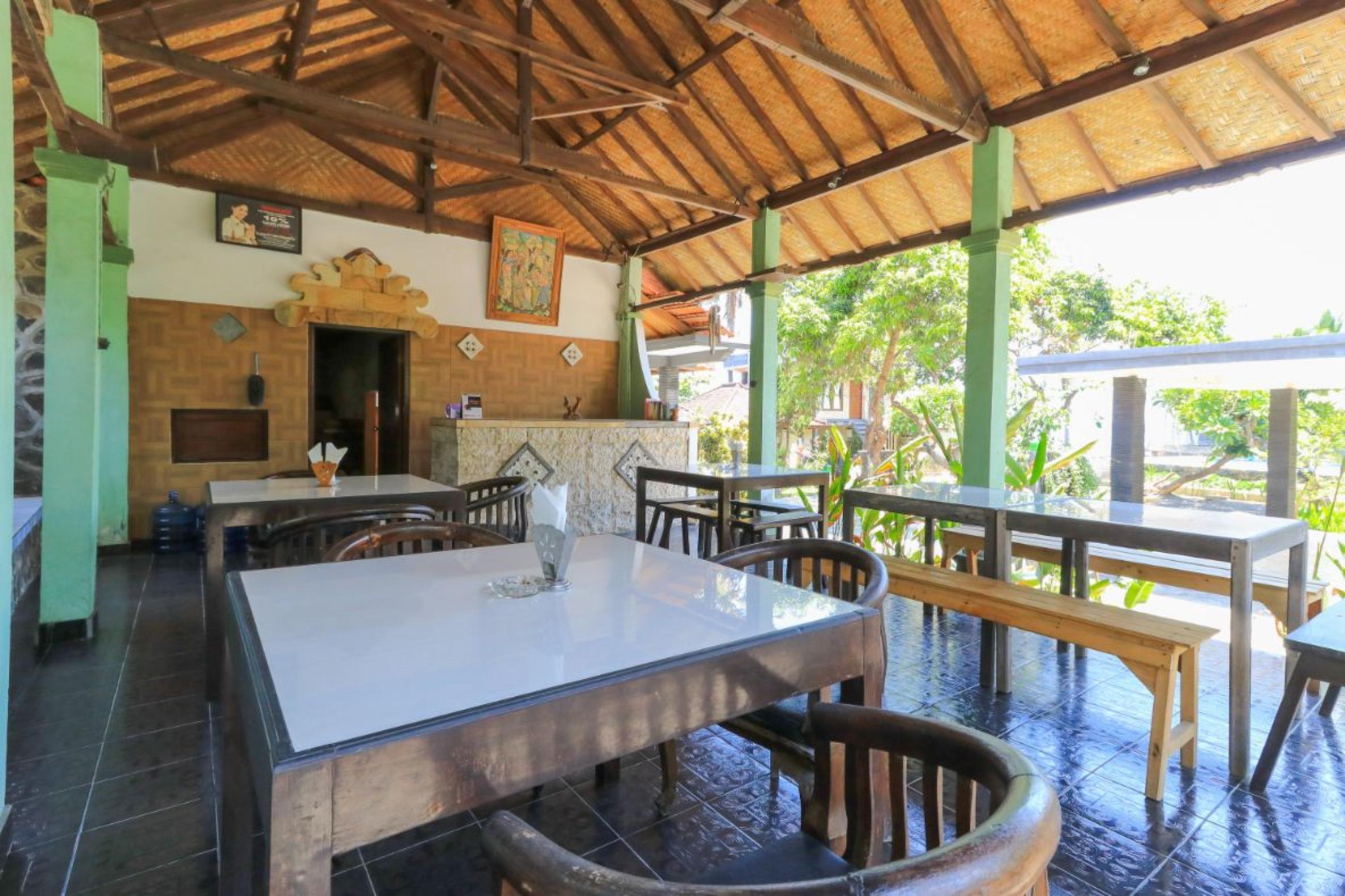 Hotel Tara Bar & Resto Air Sanih Kubutambahan  Luaran gambar