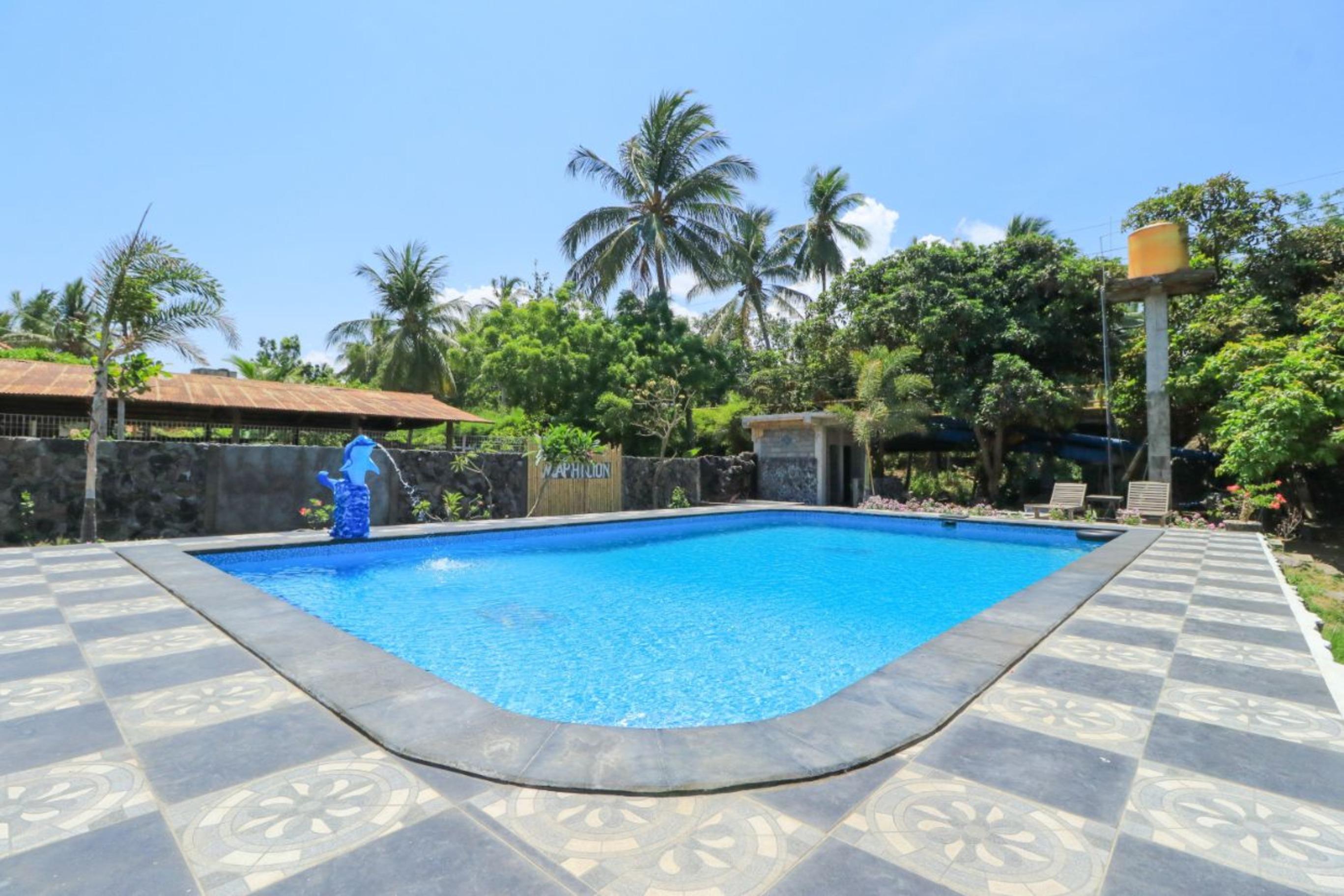 Hotel Tara Bar & Resto Air Sanih Kubutambahan  Luaran gambar