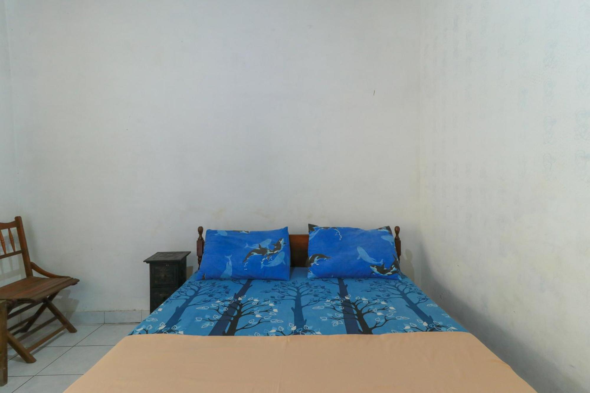 Hotel Tara Bar & Resto Air Sanih Kubutambahan  Bilik gambar